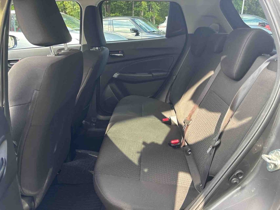 Suzuki Swift 1,2 mHybrid Exclusive CVT 5d