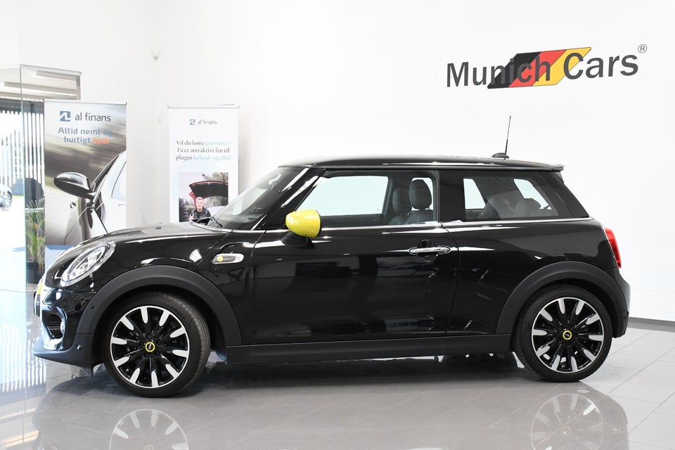 MINI Cooper SE Trim XL 3d