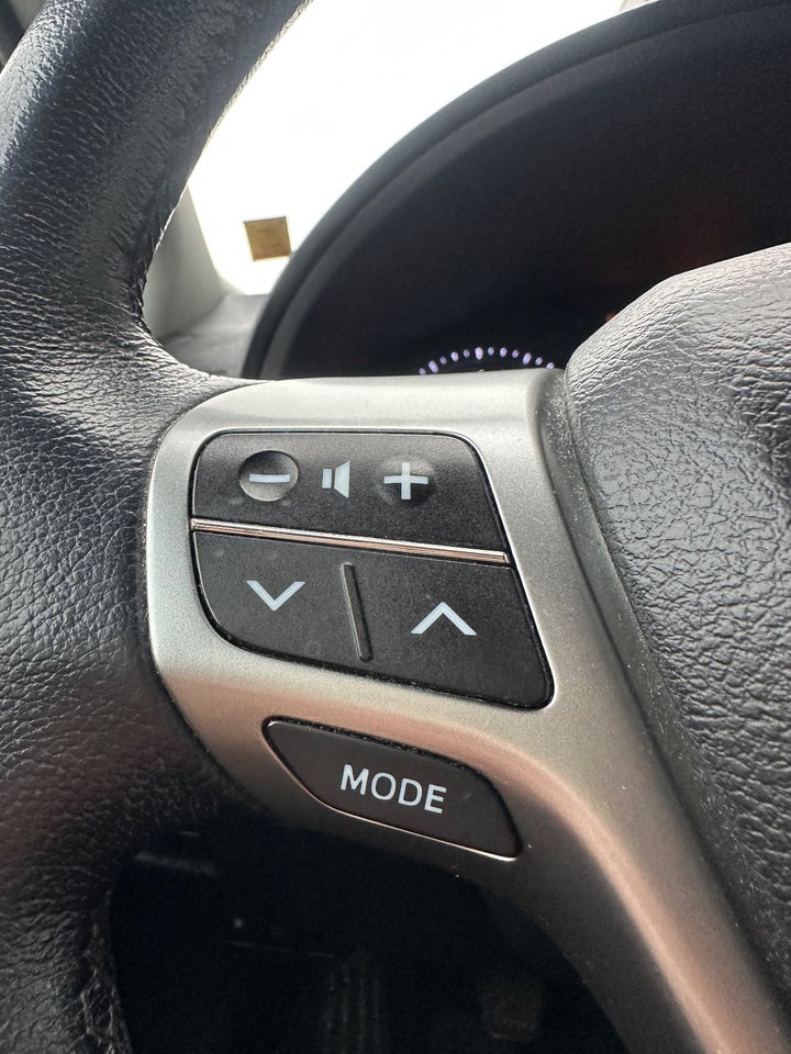 Toyota Avensis 1,8 VVT-i T2 Touch stc. 5d