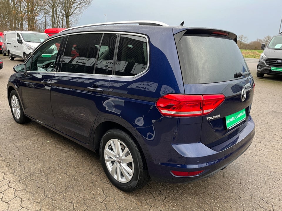 VW Touran 2,0 TDi 150 Highline DSG Van 5d