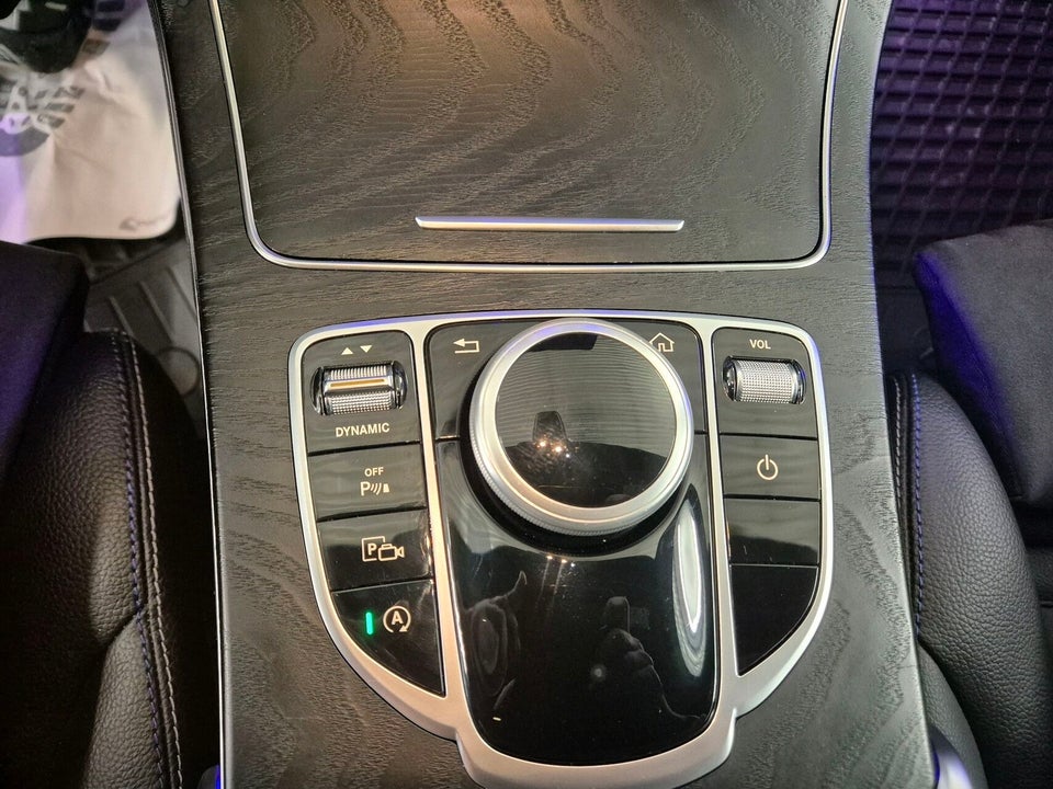 Mercedes C220 d 2,0 AMG Line stc. aut. 5d