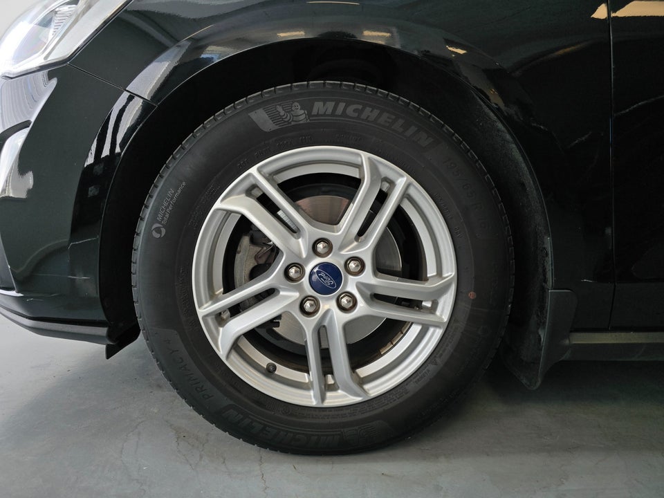 Ford Focus 1,0 EcoBoost Trend Edition 5d