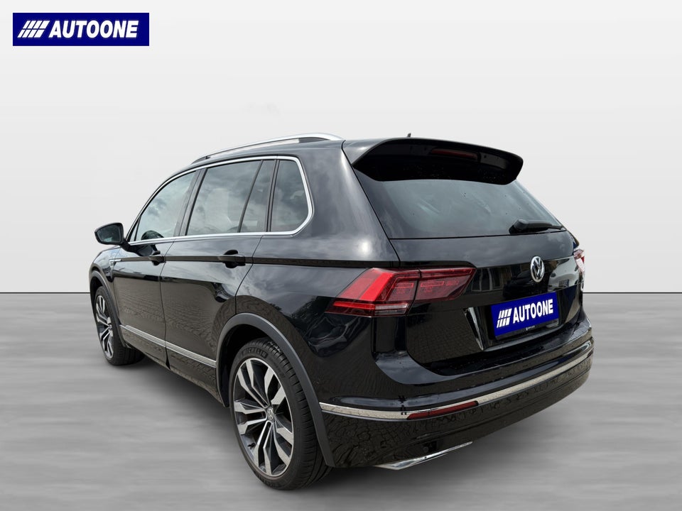 VW Tiguan 2,0 TSi 220 R-line DSG 4Motion 5d