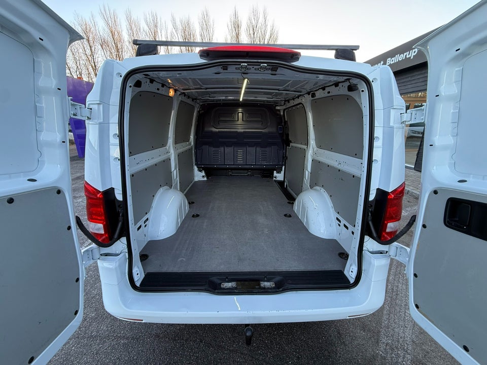 Mercedes Vito 114 2,0 CDi Kassevogn aut. L RWD