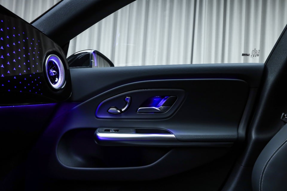 Mercedes CLA250+ electric Progressive Premium 4d