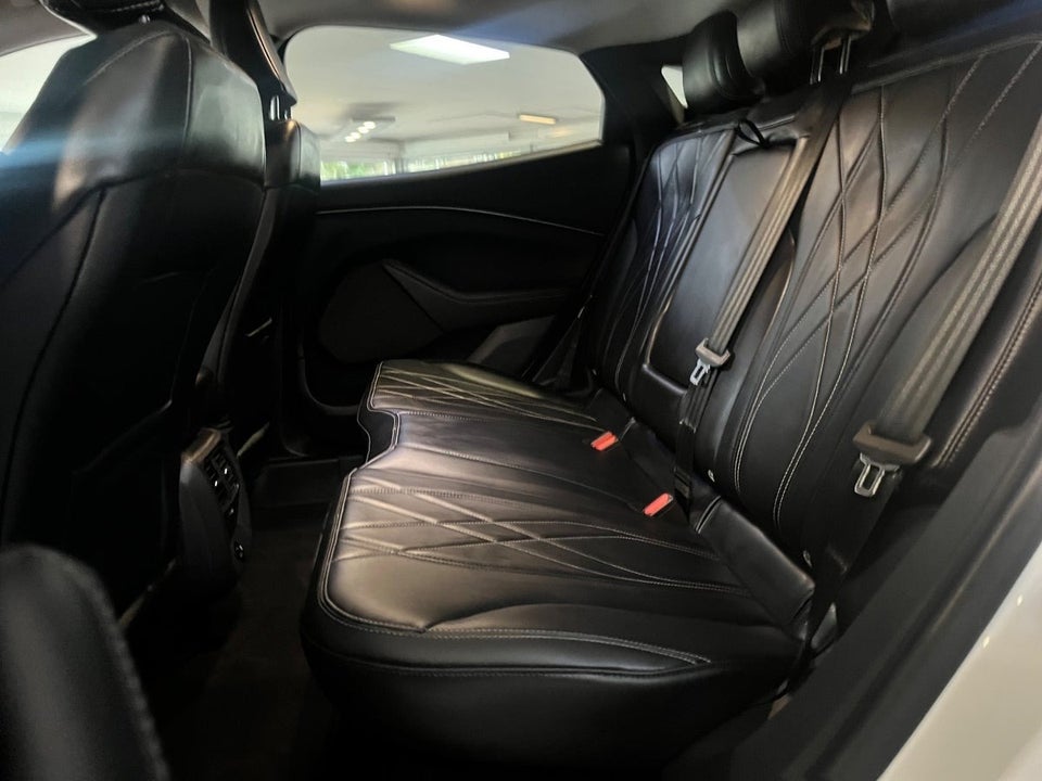 Ford Mustang Mach-E 98 Extended Range 5d