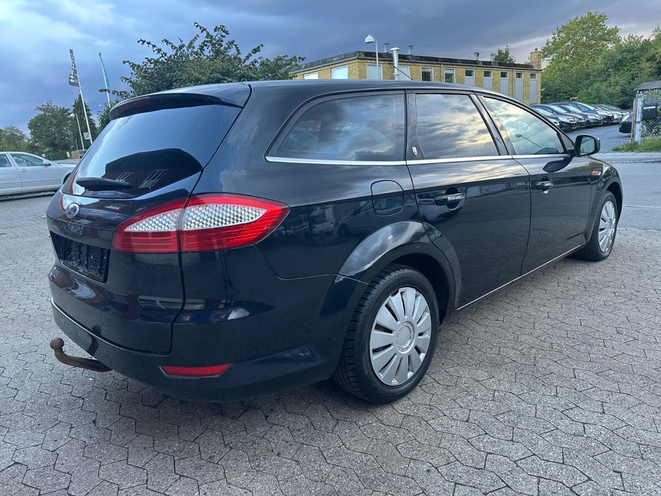 Ford Mondeo 2,3 Ghia stc. aut. 5d