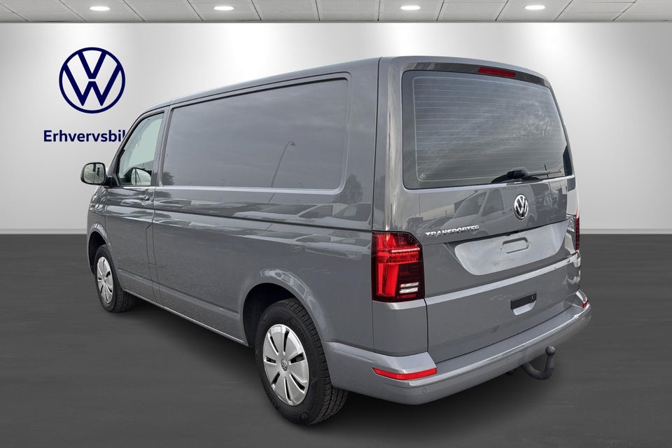 VW Transporter 2,0 TDi 150 Kassevogn DSG kort