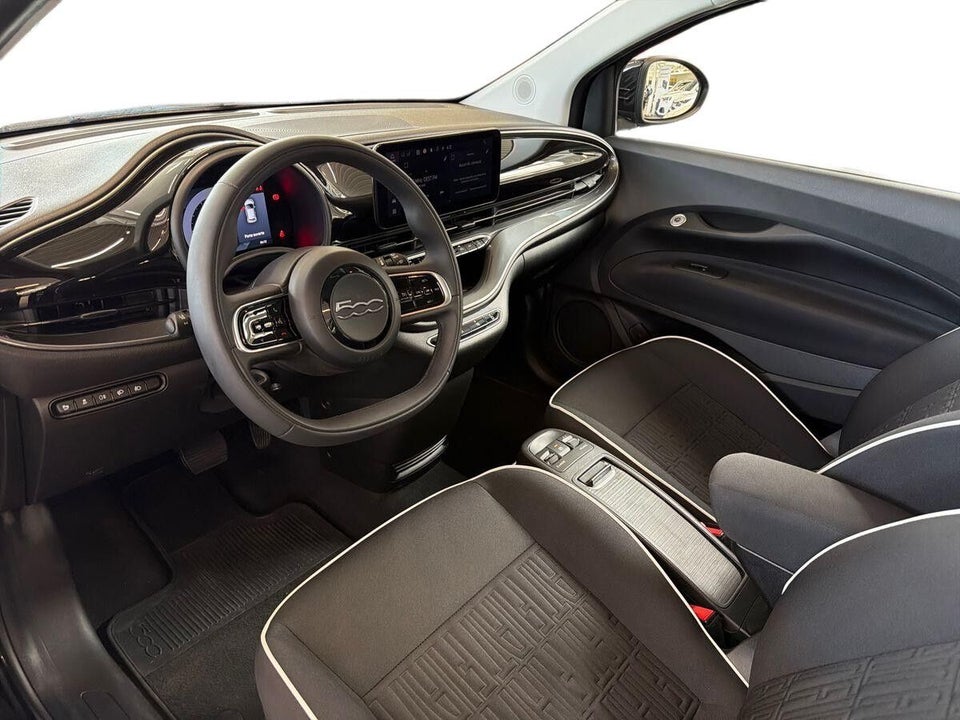 Fiat 500e 42 Icon 3d