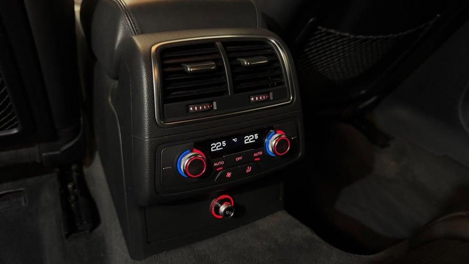 Audi A6 3,0 TDi 204 S-line Avant Multitr. 5d