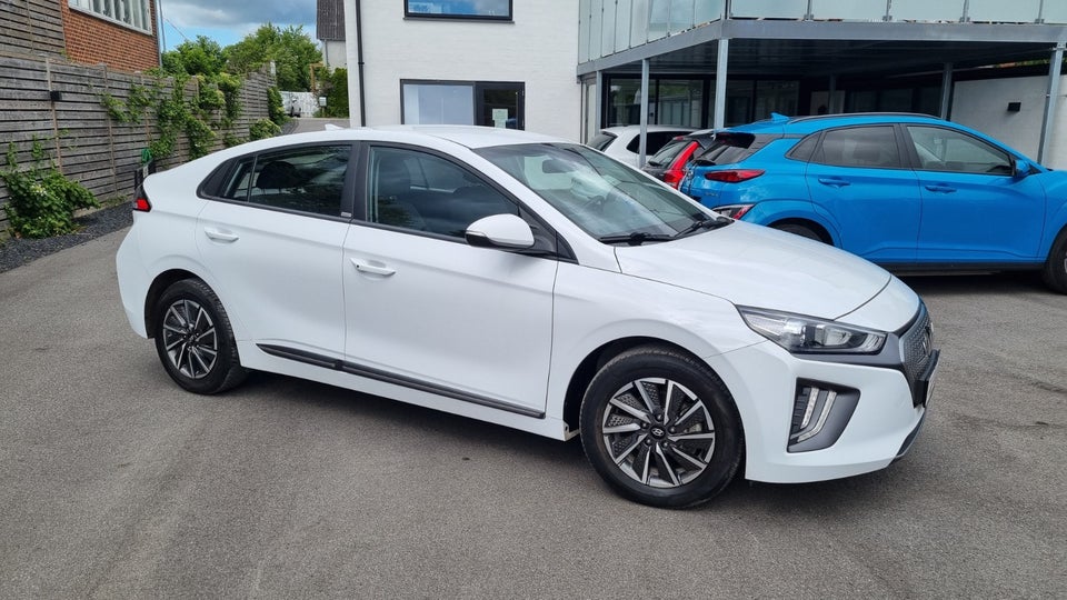 Hyundai Ioniq EV Trend 5d