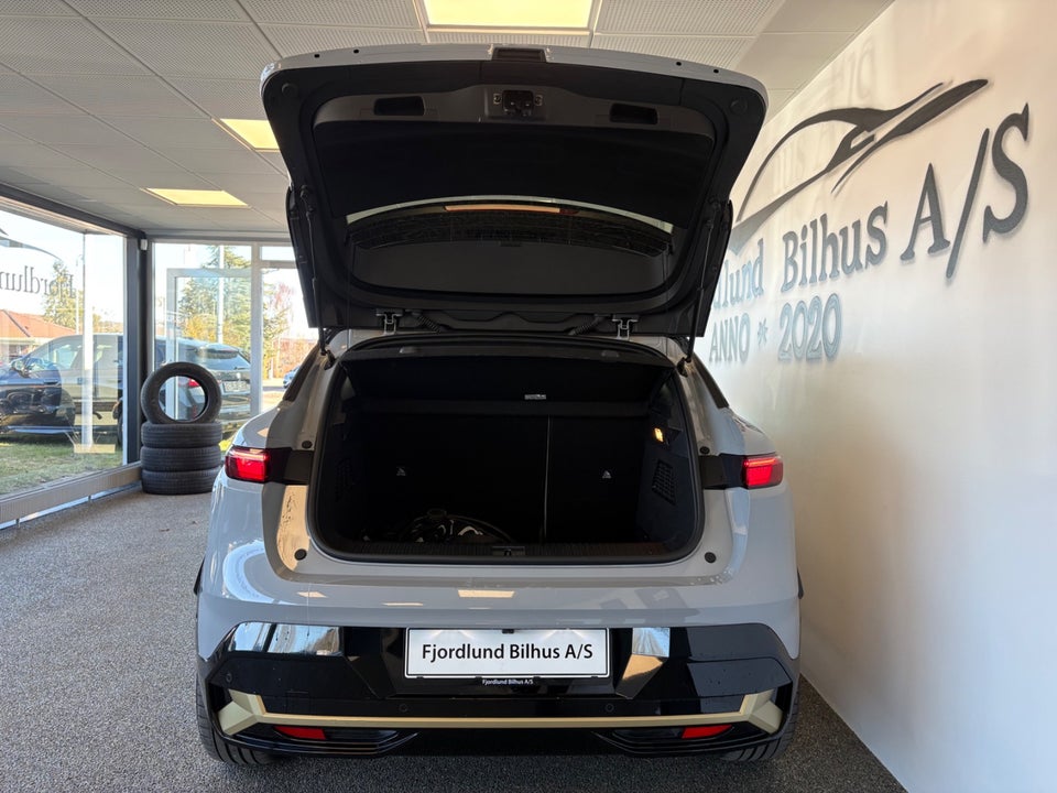 Renault Megane E-Tech 60 Iconic 5d