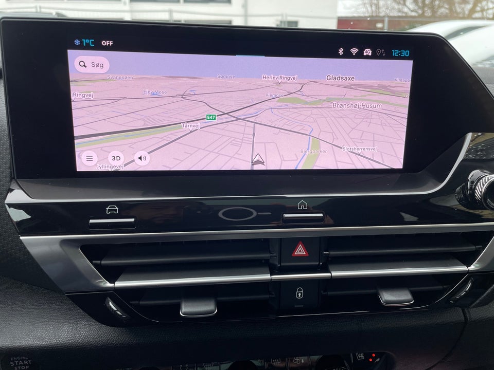 Citroën ë-C4 X 50 Shine 4d