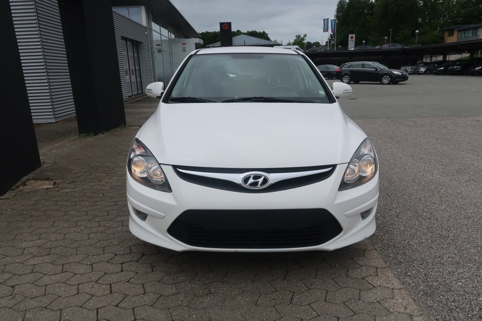 Hyundai i30 1,6 CRDi 90 Blue Drive 5d