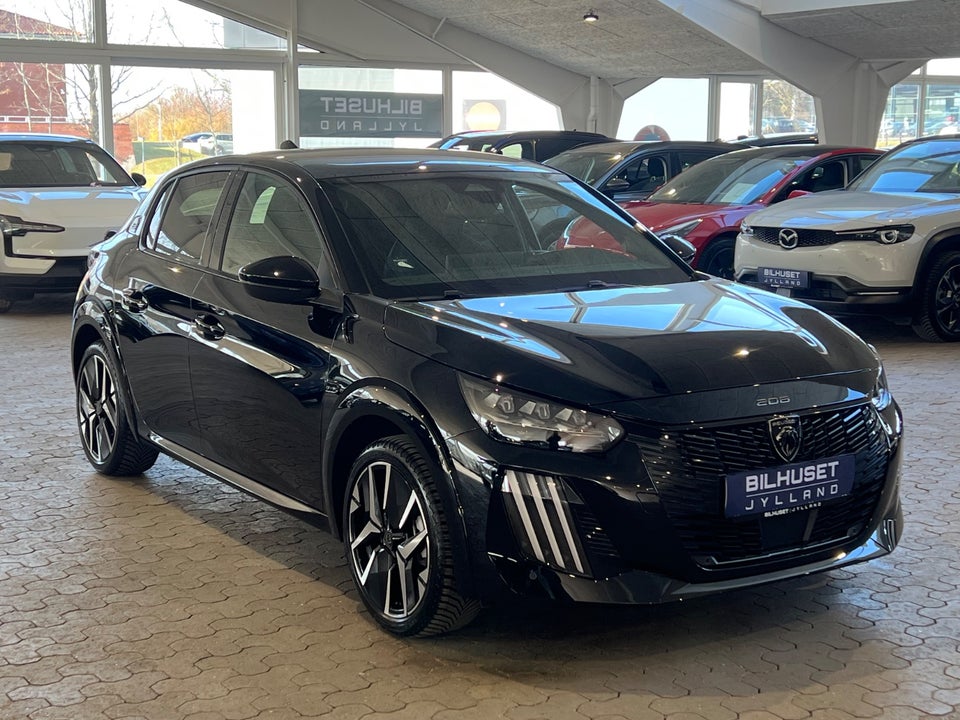 Peugeot e-208 54 GT Pack 5d