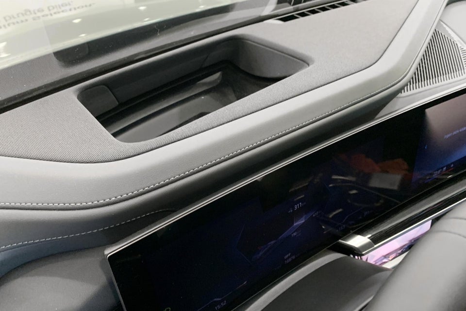 BMW i7 eDrive50 M-Sport 4d