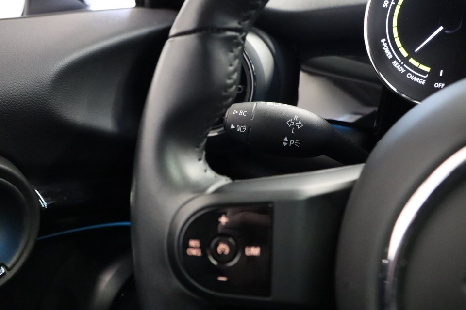 MINI Cooper SE Camden Edition 3d