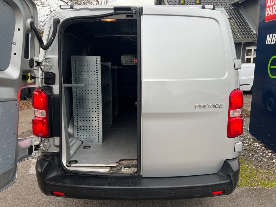 Toyota ProAce 2,0 D 120 Long Comfort 5d