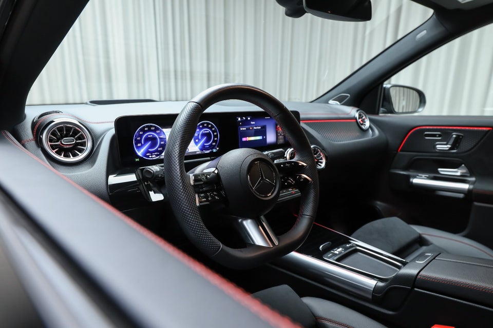 Mercedes EQA250+ AMG Premium 5d