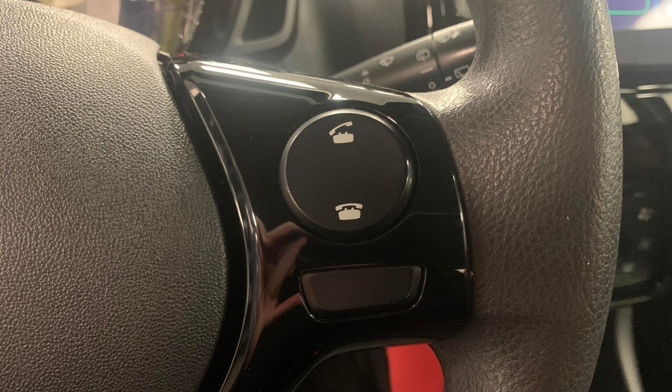 Citroën C1 1,0 VTi Shine 5d