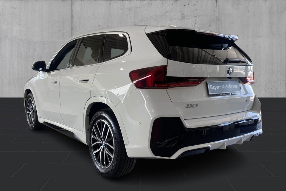 BMW iX1 eDrive20 M-Sport 5d