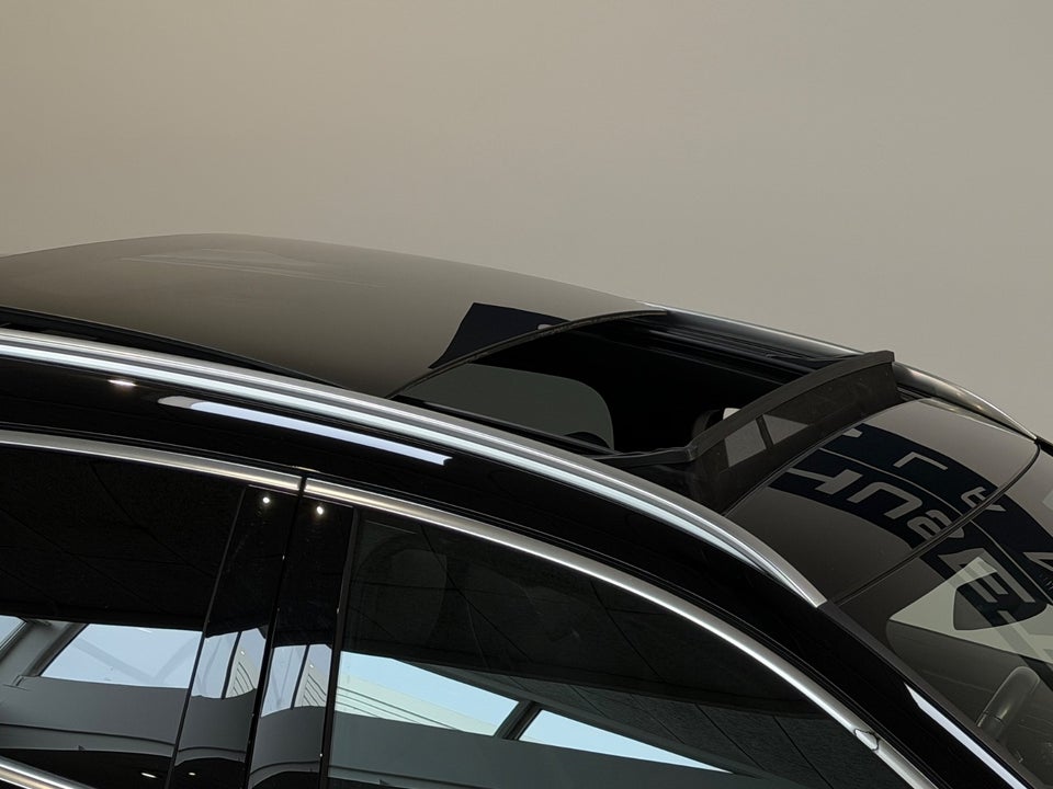 Mercedes EQA350 AMG Line 4Matic 5d