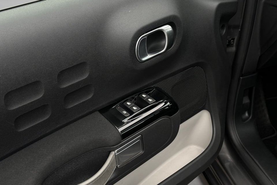 Citroën C3 1,6 BlueHDi 100 SkyLine 5d