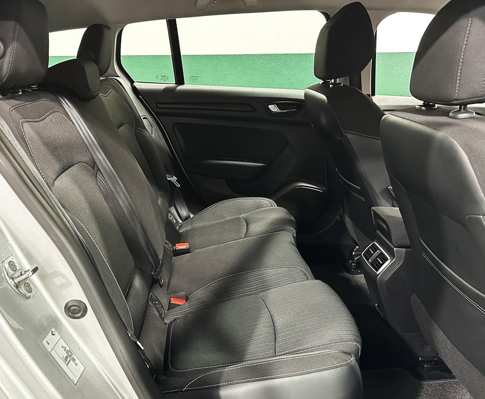 Renault Megane IV 1,5 dCi 115 Zen Sport Tourer 5d