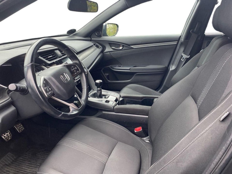 Honda Civic 1,0 VTEC Turbo Elegance 5d