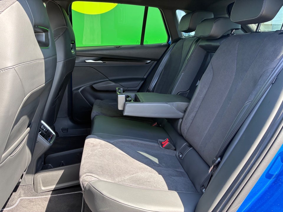 Skoda Elroq 85x iV Sportline Maxx 5d