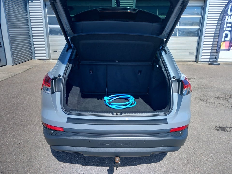 Audi Q4 e-tron 40  5d