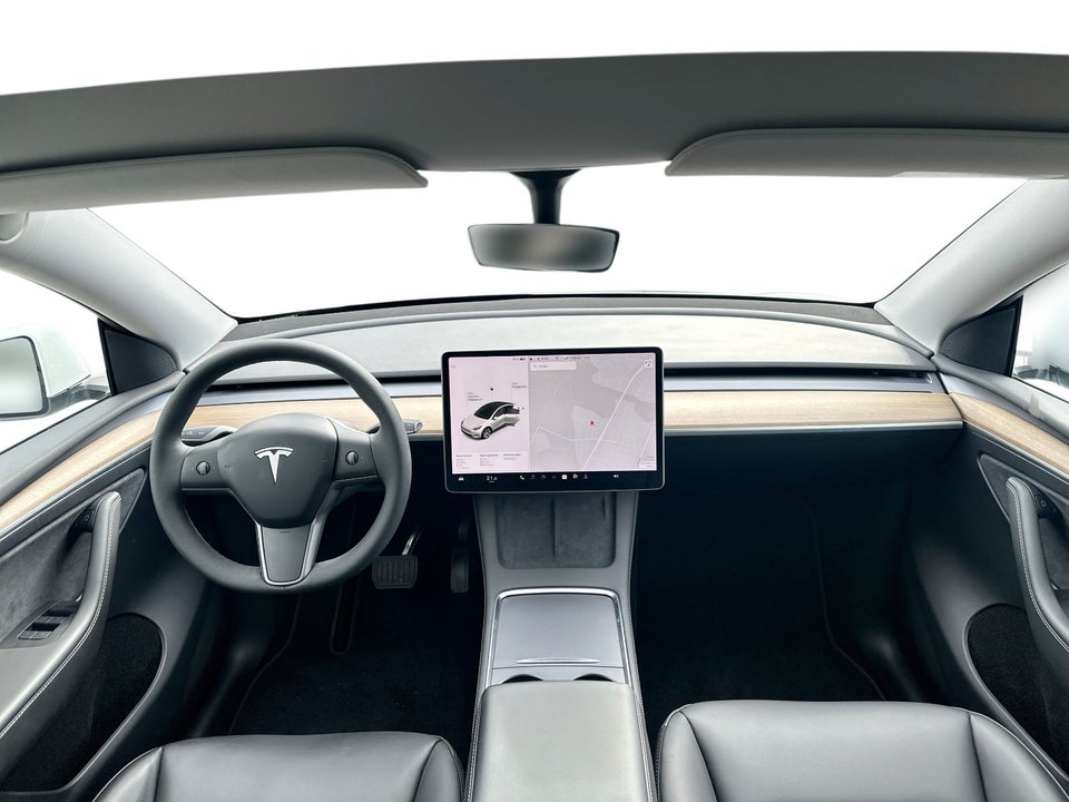 Tesla Model Y Long Range AWD 5d