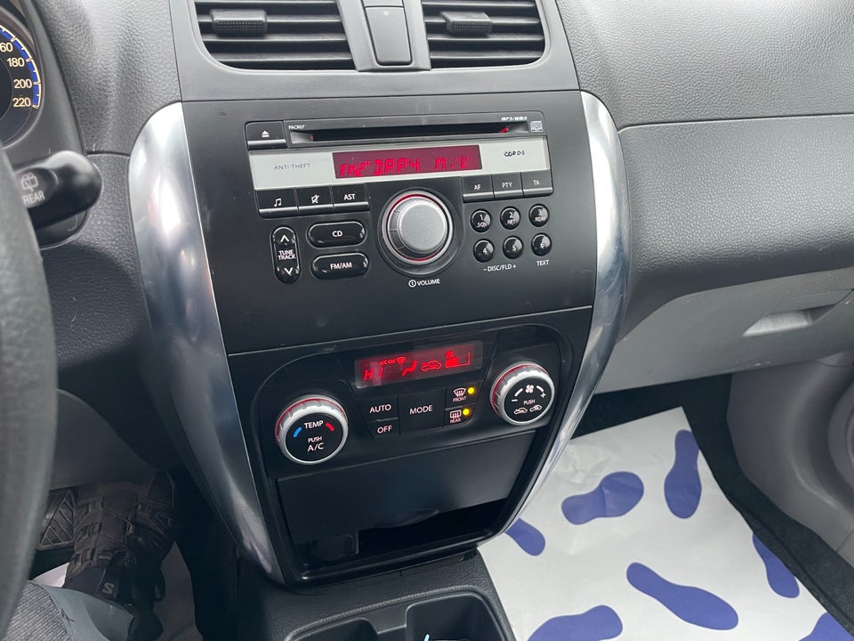 Suzuki SX4 1,6 CombiBack GLX 5d