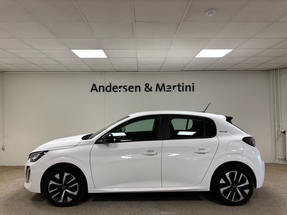 Peugeot e-208 50 Style 5d