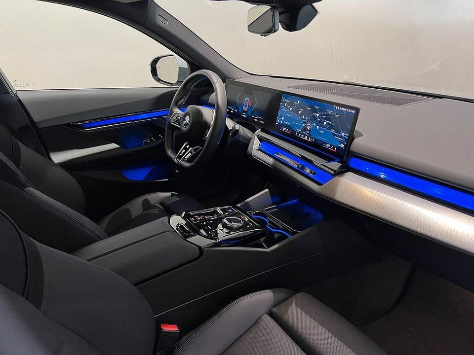 BMW i5 eDrive40 M-Sport 4d