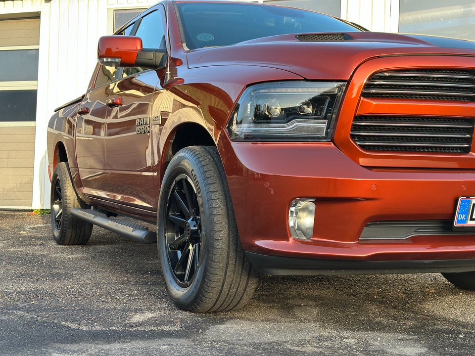 Dodge RAM 1500 5,7 V8 Longhorn Crew Cab aut. 4x4 4d