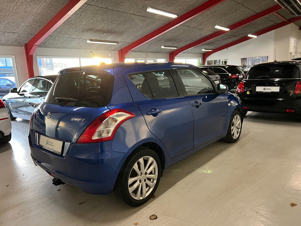 Suzuki Swift 1,2 Dualjet Exclusive 5d