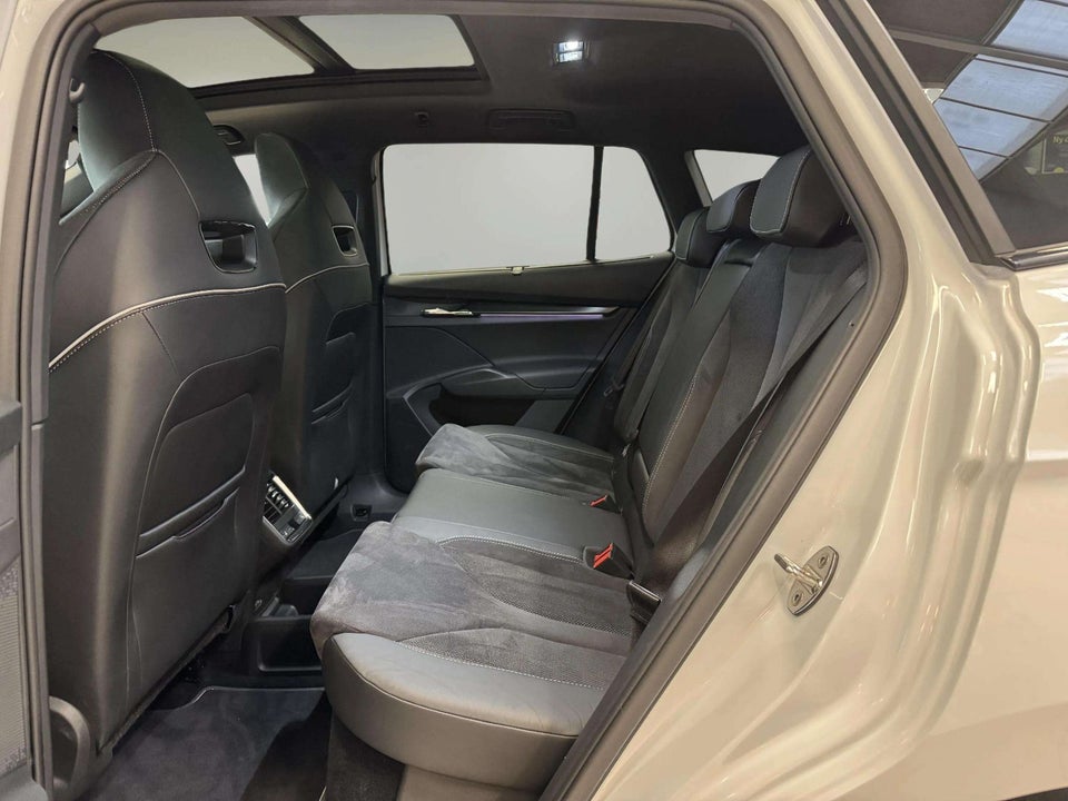 Skoda Enyaq 80 iV Sportline 5d