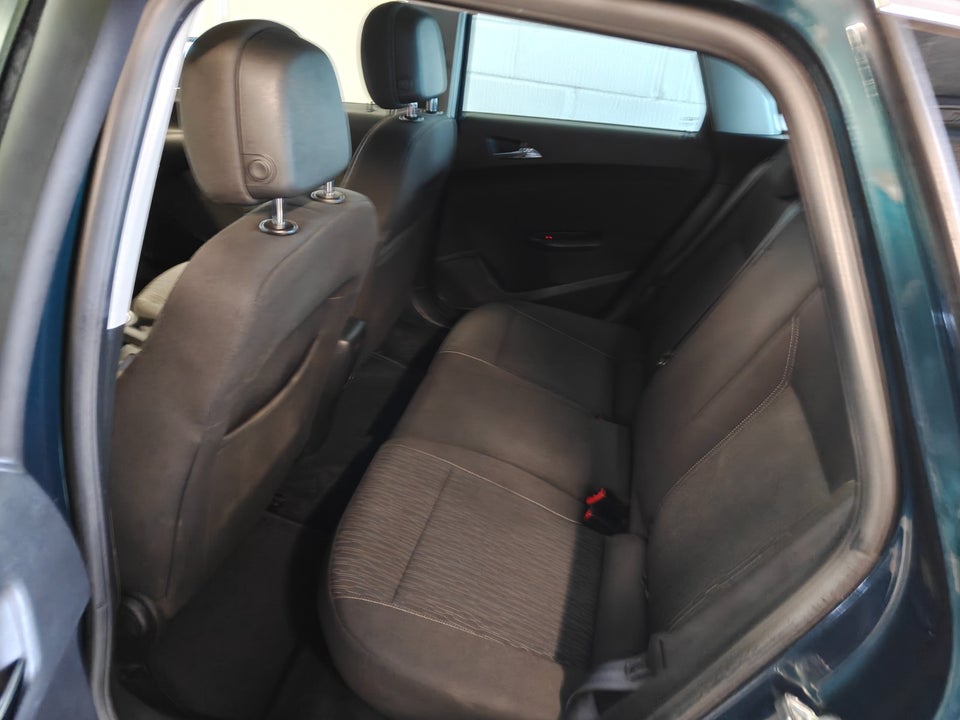 Opel Astra 1,4 T 140 Enjoy Sports Tourer 5d