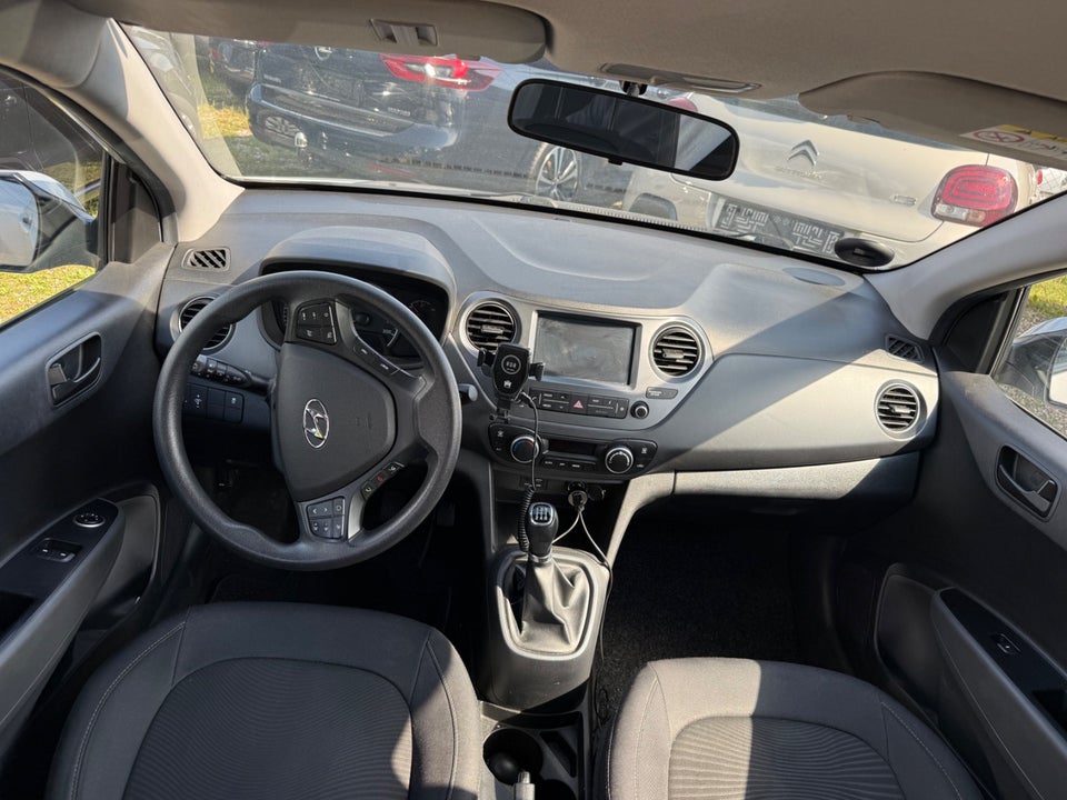 Hyundai i10 1,0 Touch 5d
