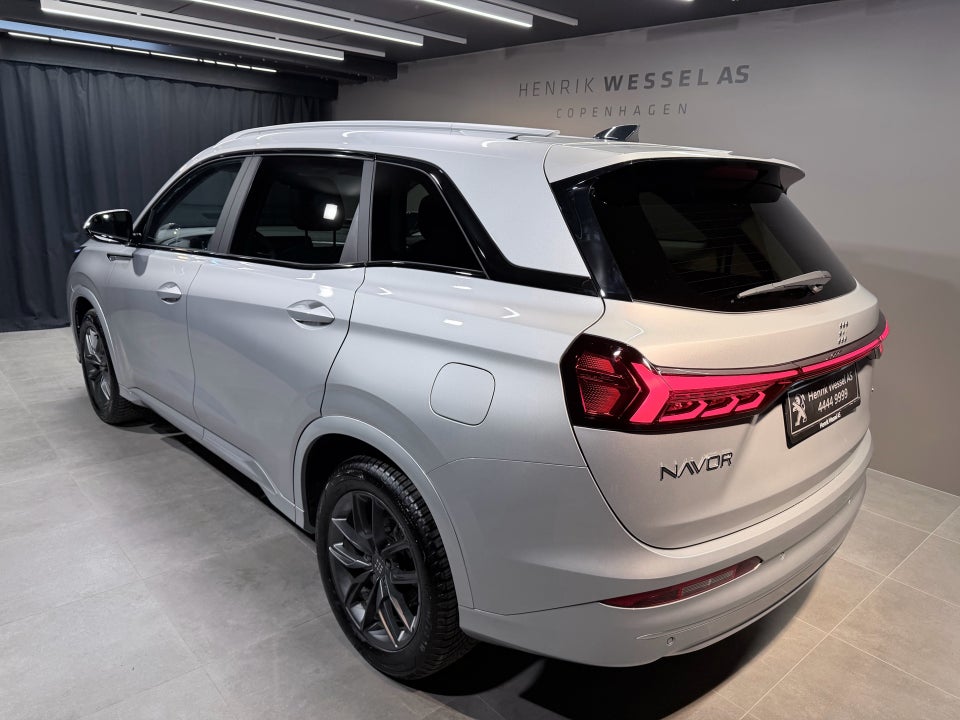 Navor E5 1,5 PHEV Rock 5d