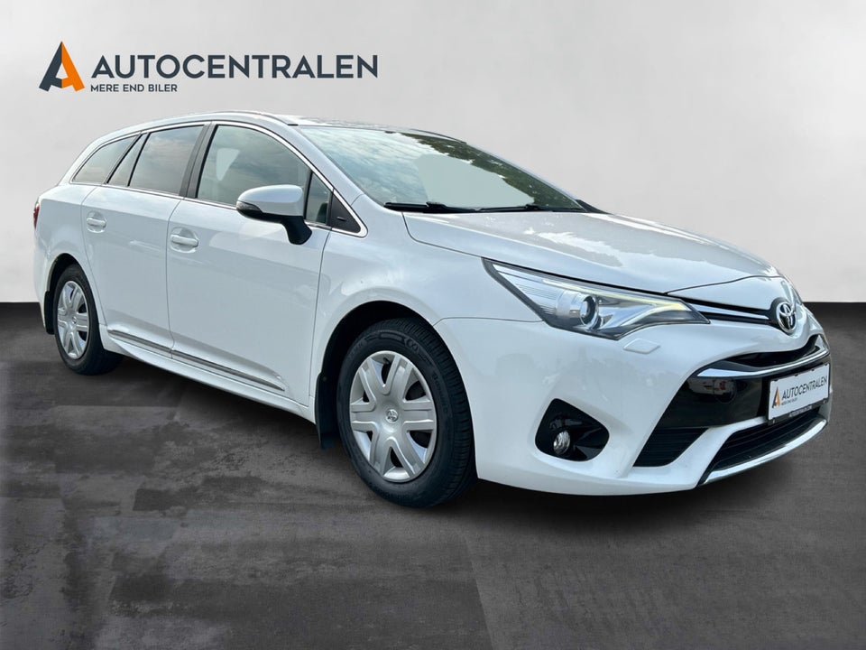 Toyota Avensis 1,8 VVT-i T2 Premium Touring Sports 5d