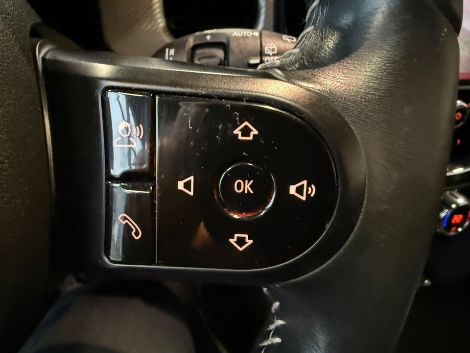 MINI Cooper SE Yours Trim 3d