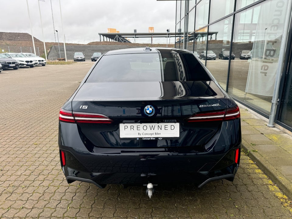 BMW i5 eDrive40 M-Sport 4d