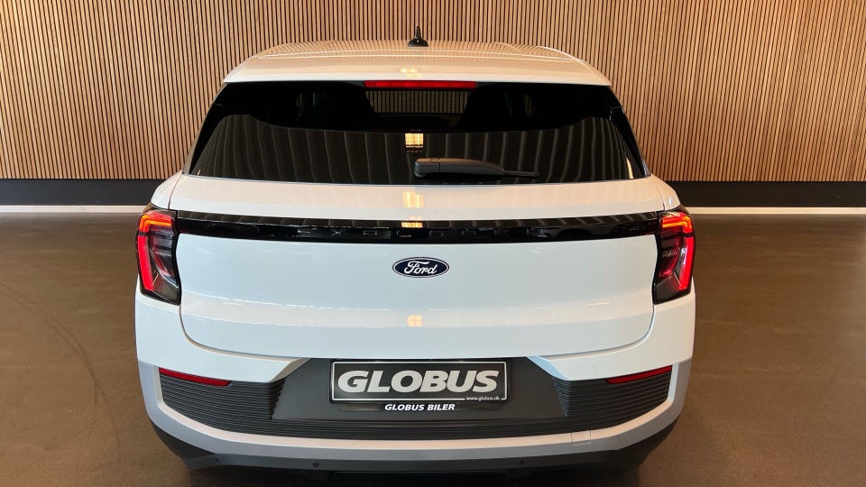 Ford Explorer 79 Premium Extended Range AWD 5d