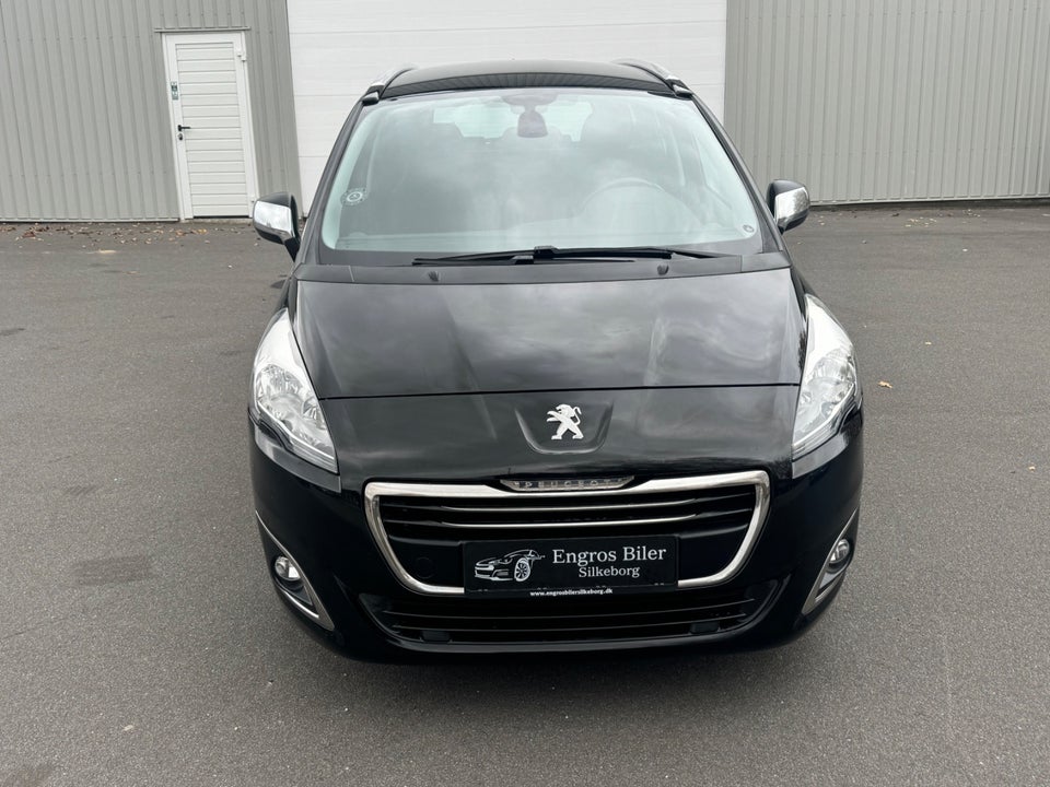 Peugeot 5008 1,6 e-HDi 114 Style ESG 7prs 5d