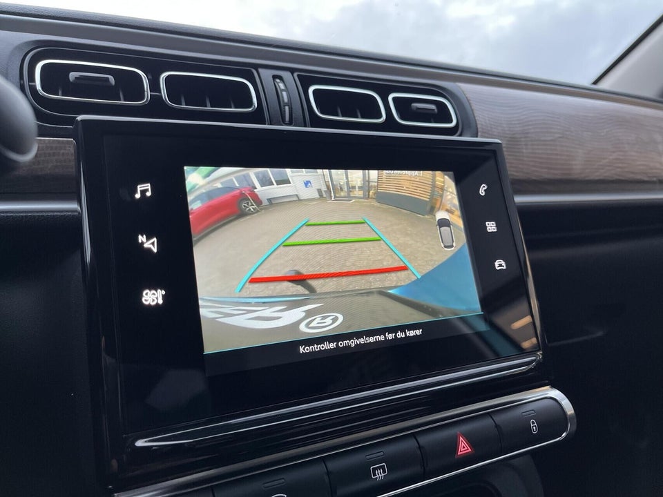 Citroën C3 1,2 PureTech 83 Shine Sport 5d