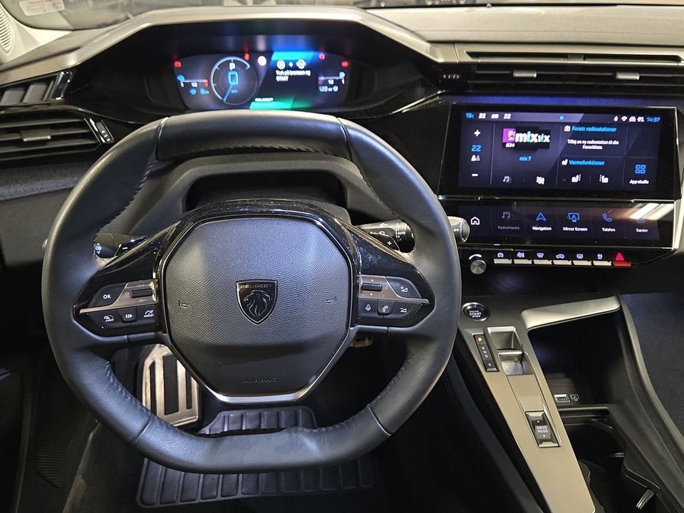 Peugeot 308 1,6 Hybrid First Selection EAT8 5d