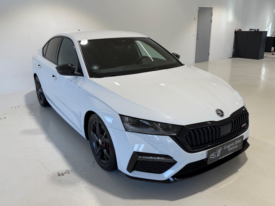 Skoda Octavia 1,4 TSi iV RS DSG 5d