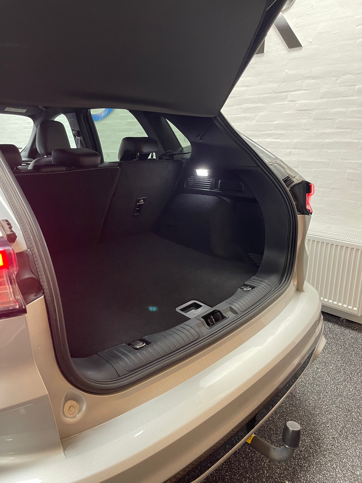 Ford Kuga 2,5 PHEV ST-Line X CVT 5d